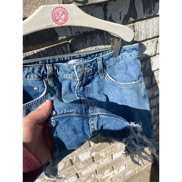 Forever 21 Premium Denim Jean Shorts Woman’s Size 27 - Picture 4 of 8